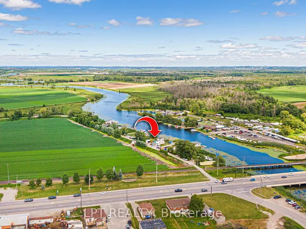 17 Private Dr, Bradford West Gwillimbury, ON L3Z 3H3