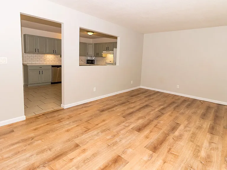 9134 Westminister Circle Dr — Photo 6