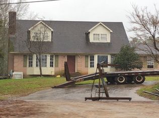 111 Gate 1 Rd, Anniston, AL 36201