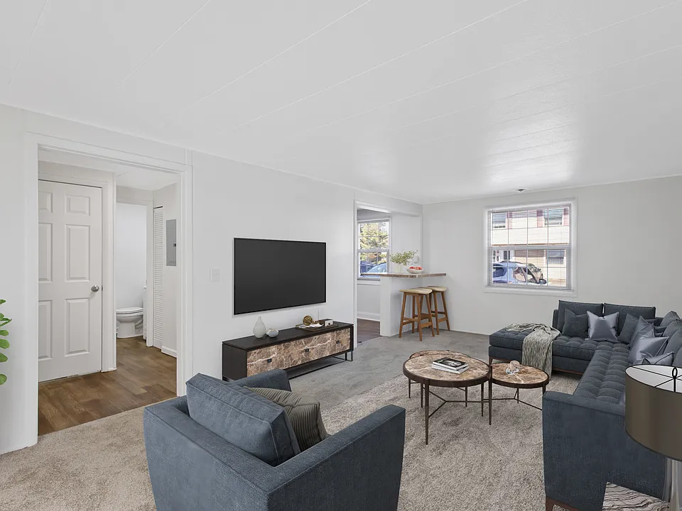 Saddle Club Townhomes