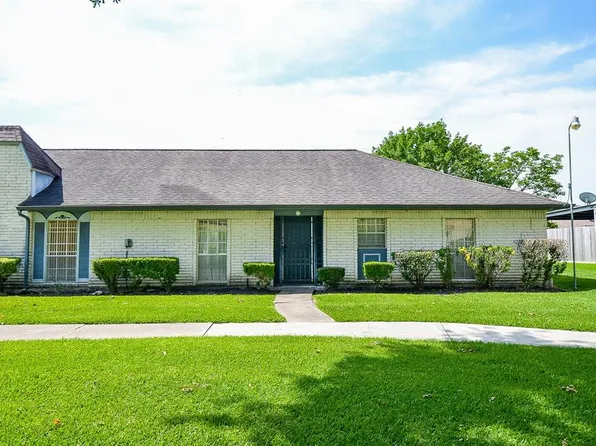 7052 Jetty Lane, Houston, TX 77072