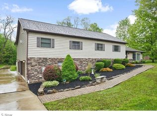 10265 Prouty Rd, Concord Township, OH 44077