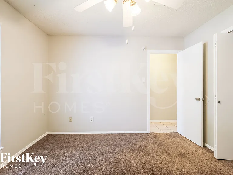 9819 Kiwi Ln — Photo 16