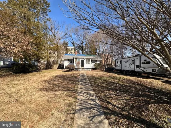 1400 Olde Towne Rd, Alexandria, VA 22307