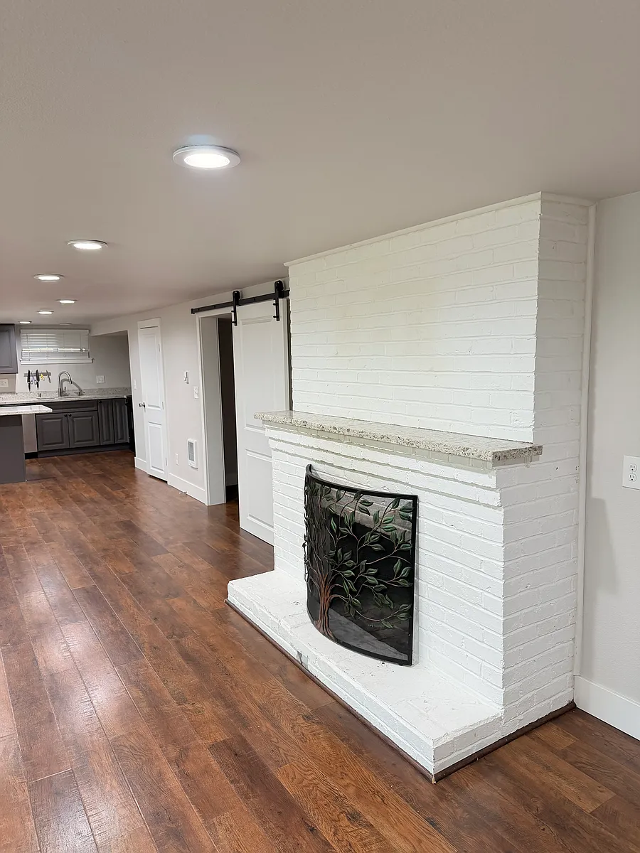 Building Photo - 4103 Ridge Rd W