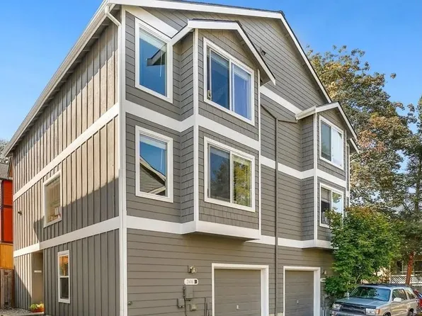 2416 SW Holden St APT B, Seattle, WA 98106