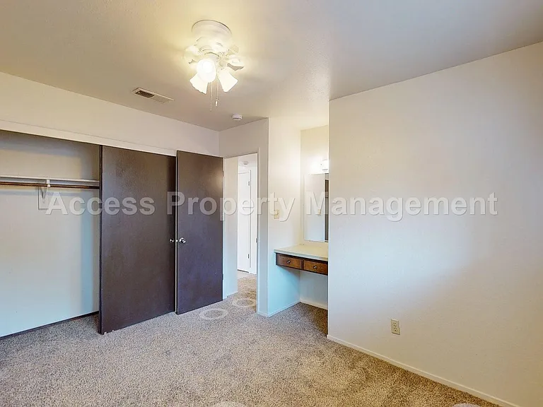 1516 Floyd Ave — Photo 21