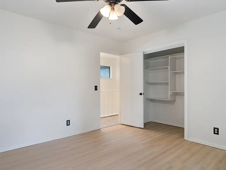 8105 NW 114th St — Photo 24