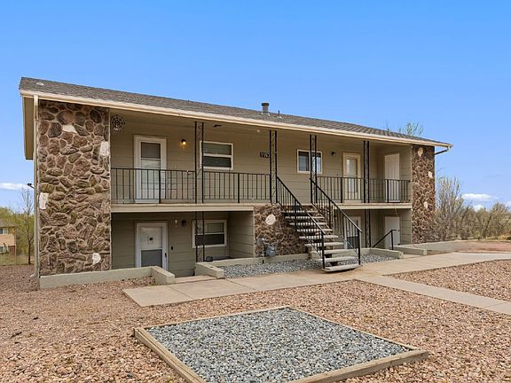 2nd image of 1163 Cree Dr #4