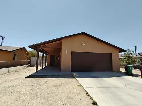 6624 Mariposa Ave Photo 1