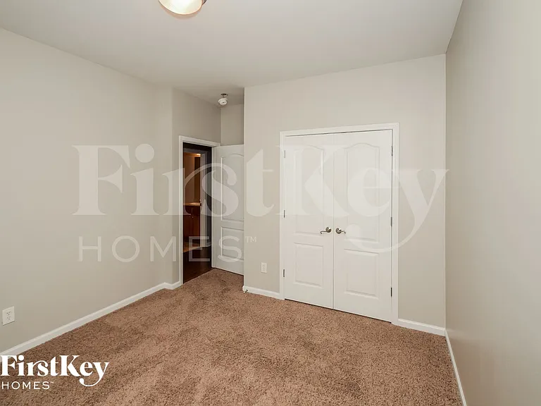 8034 Mary Alice Way — Photo 9
