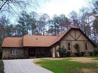 5670 Stagecoach Rd, Rex, GA 30273