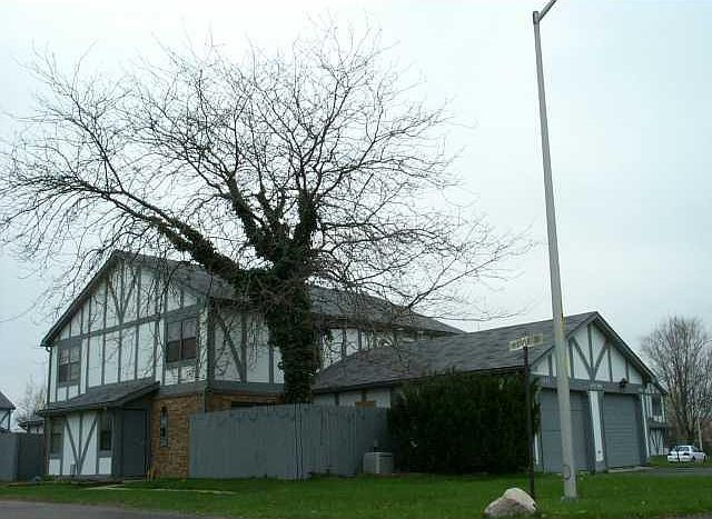 1st image of 9899 Royce Dr