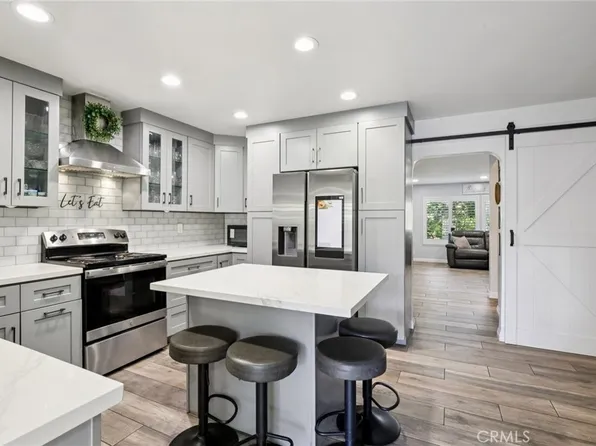 21711 Lake Vista Dr, Lake Forest, CA 92630