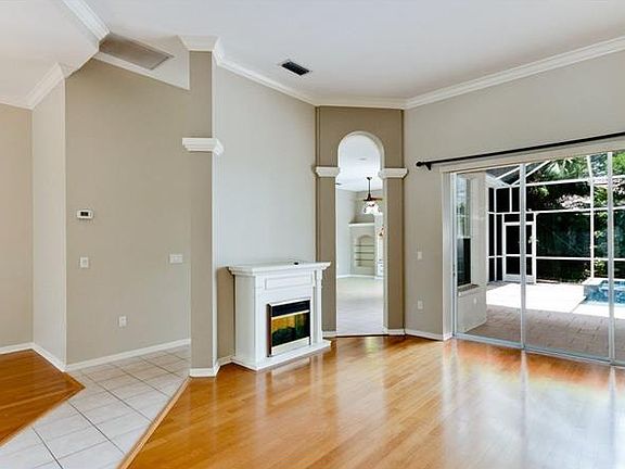 4th image of 5290 Far Oak Cir