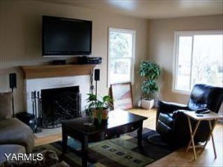 4th image of 314 N 31st Ave