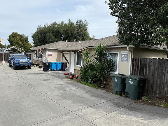 4th image of 1823 Woodland Ave