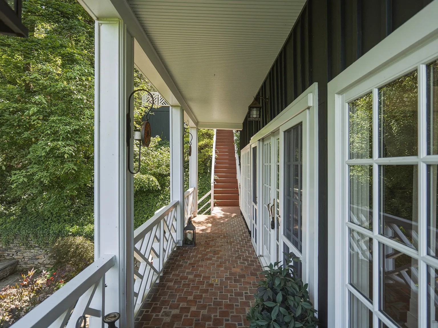 3 bed, 2000 sqft, $6,750 — Photo 4