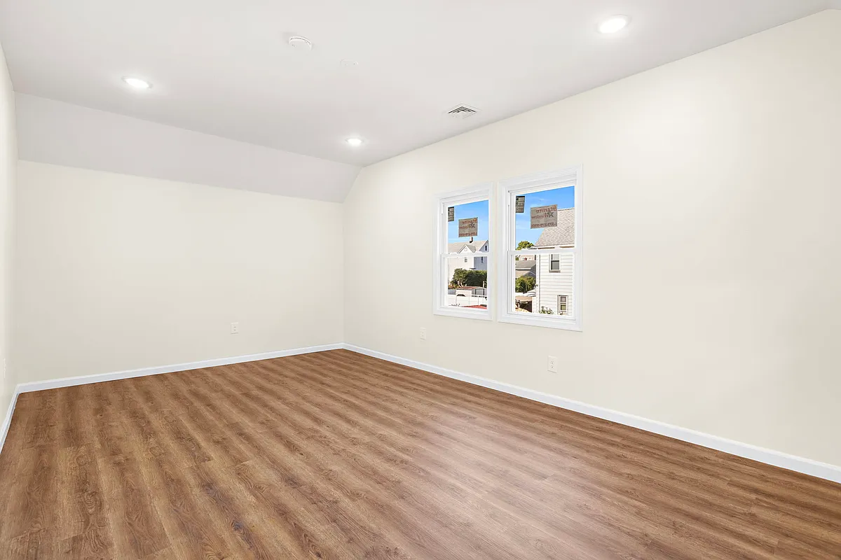Building Photo - 72 Winant Ave #1