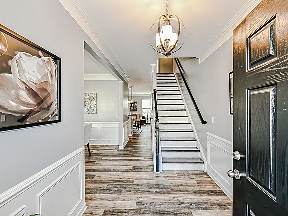 3rd image of 10831 Cove Point Dr