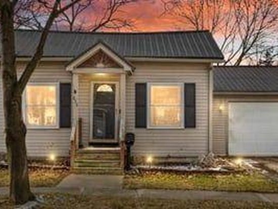 833 N Madison St, Lapeer, MI 48446