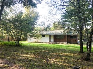 101 Otto Rd, Shohola, PA 18458