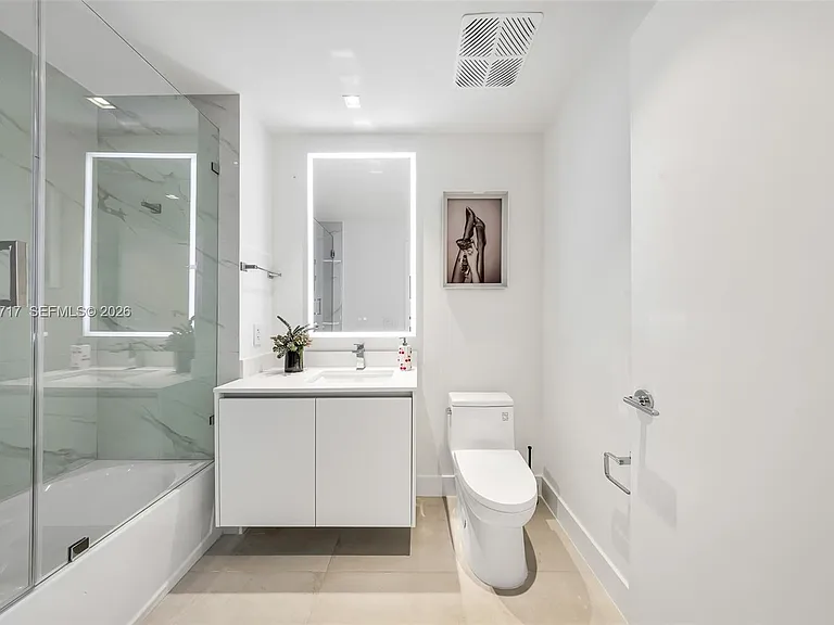 700 NE 24th St #1507 — Photo 42