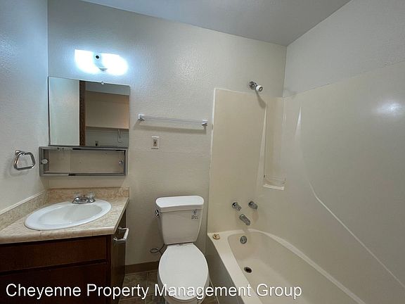 5th image of 5325 Akes Dr