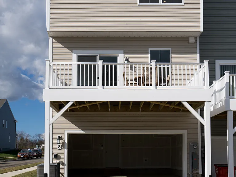 8 Brookfield Mews #40 — Photo 4