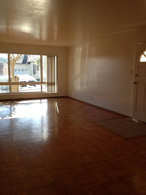 1st image of 218 Higate Dr