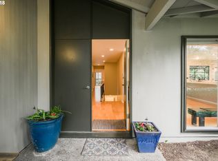 4015 SW Westdale Dr, Portland, OR 97221