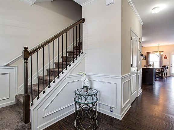 2nd image of 7690 Haynes Park Pl
