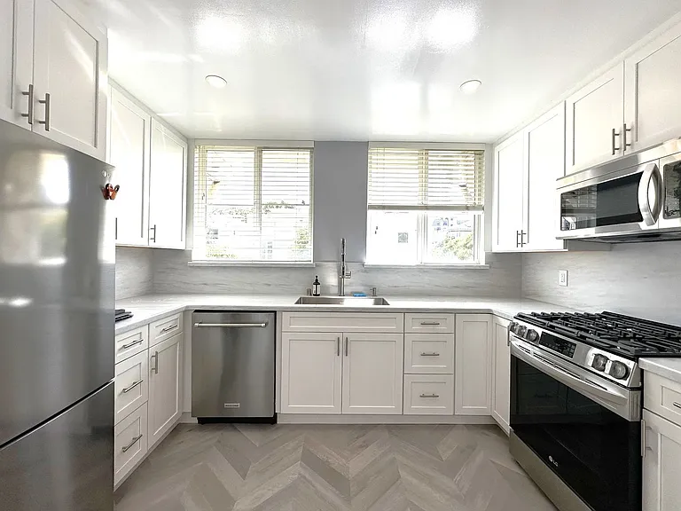 1340 Scott St #C — Photo 5