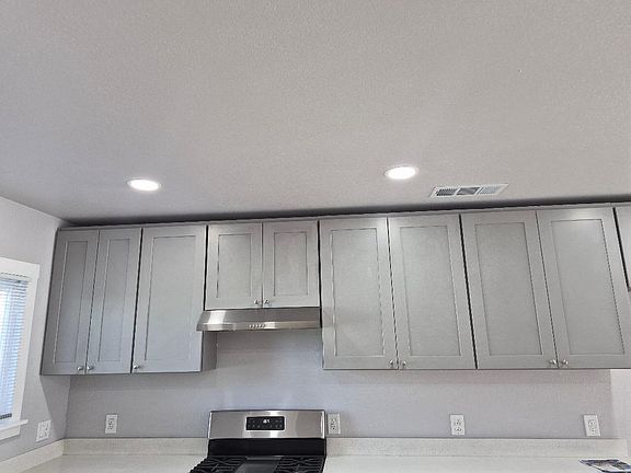 3rd image of 4011 46th St