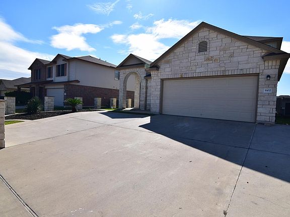 3rd image of 5102 Sydney Harbour Ct