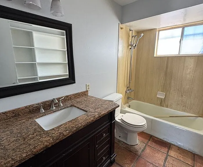 3208 E Almartin St #3220 — Photo 10
