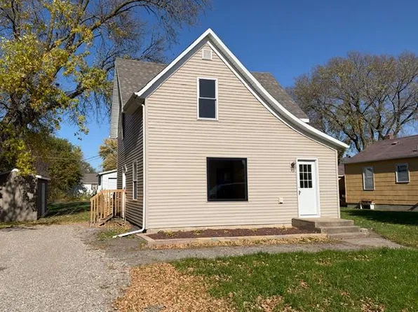 515 E Spring St, Redwood Falls, MN 56283