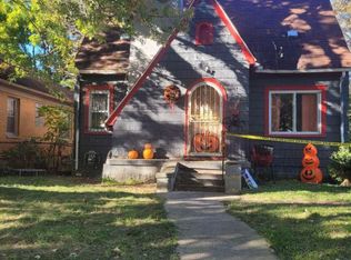 802 W Jackson Ave, Flint, MI 48504