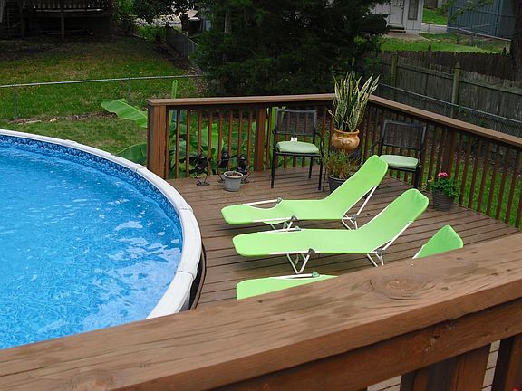 custom pool decking