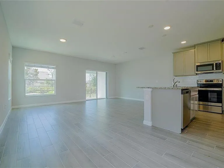 2782 Narcoossee Commons Way — Photo 7