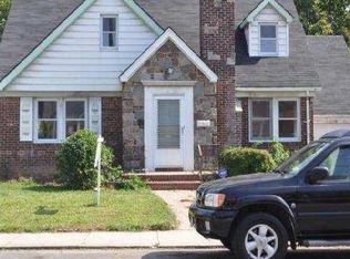 11669 233rd St, Cambria Heights, NY 11411