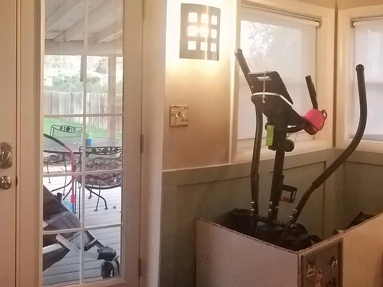 Dining/activity room