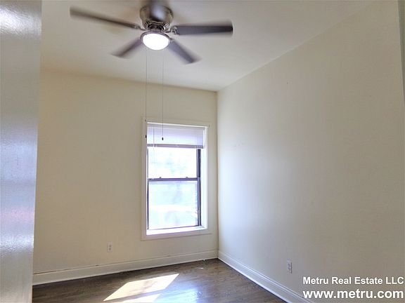 5th image of 901 W Agatite Ave APT 1