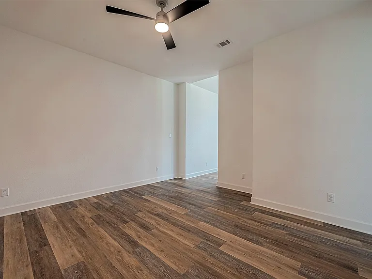 24351 Dyer Hill Way #24351 — Photo 8