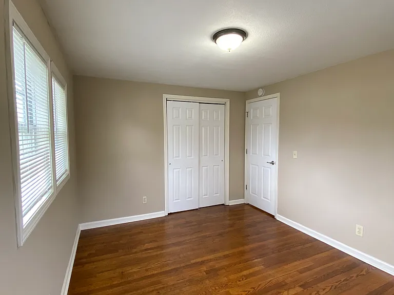 112 Meadow River Dr — Photo 14