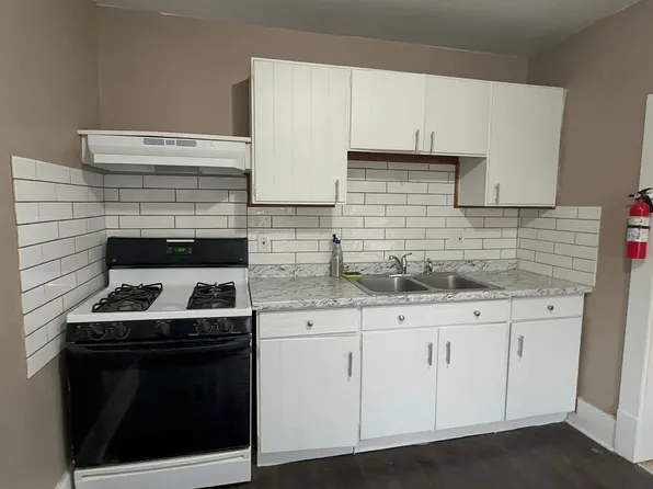 109 E Stewart Rd, Columbia, MO 65203
