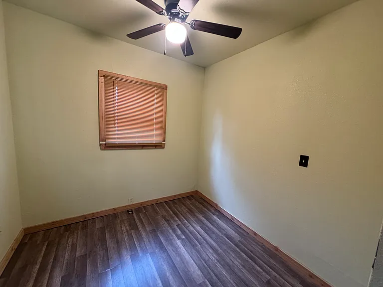 1430 W Kirby Pl #C — Photo 5