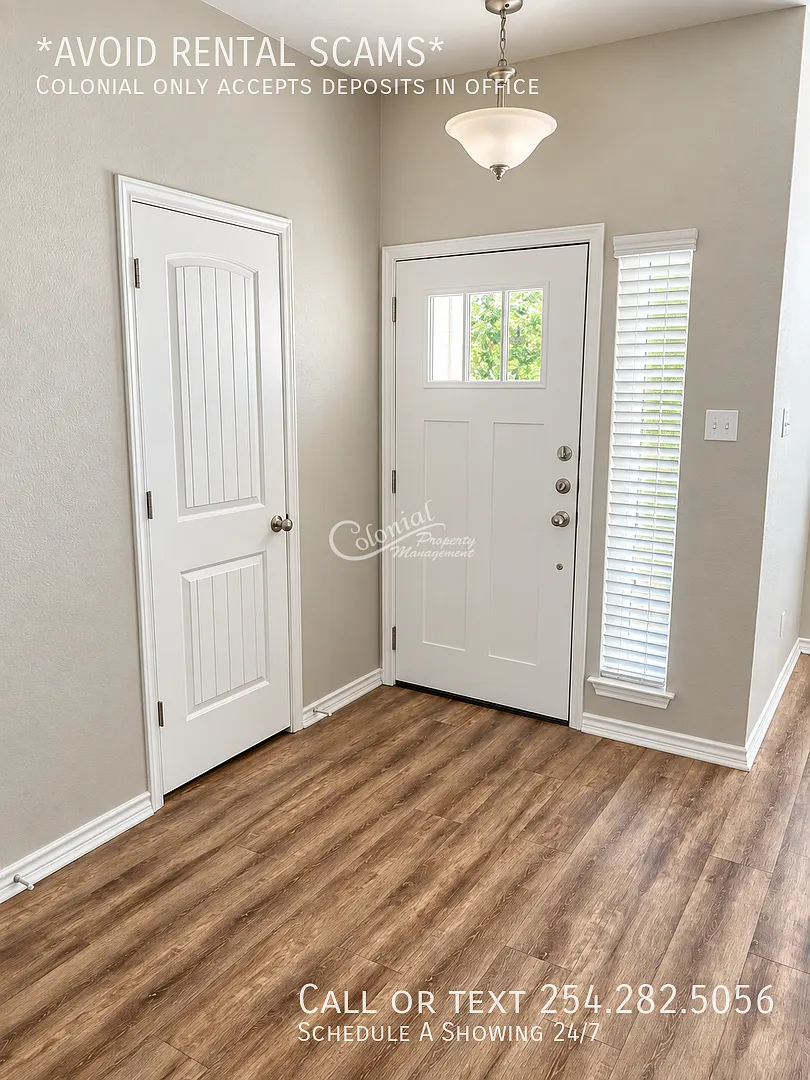 3 bed, 2.5 bath, 1447 sqft, $1,650 — Photo 3