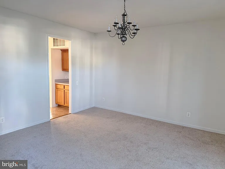 5970 Spout Spring Ct — Photo 5