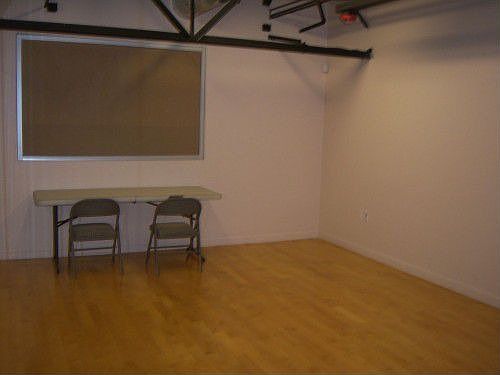 1st image of 21501 N 78th Ave Ste 100
